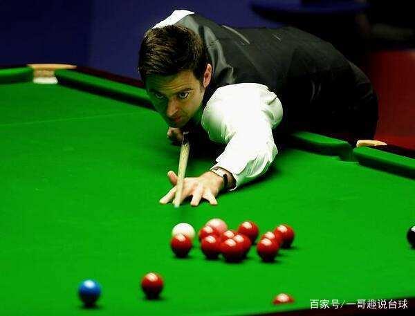 时流露出一 时流露出一